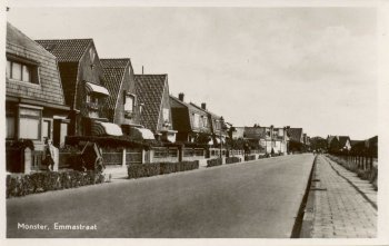 Deze ansicht ontvingen op 14 april 2006 van Hans Rebers, waarvoor onze dank.